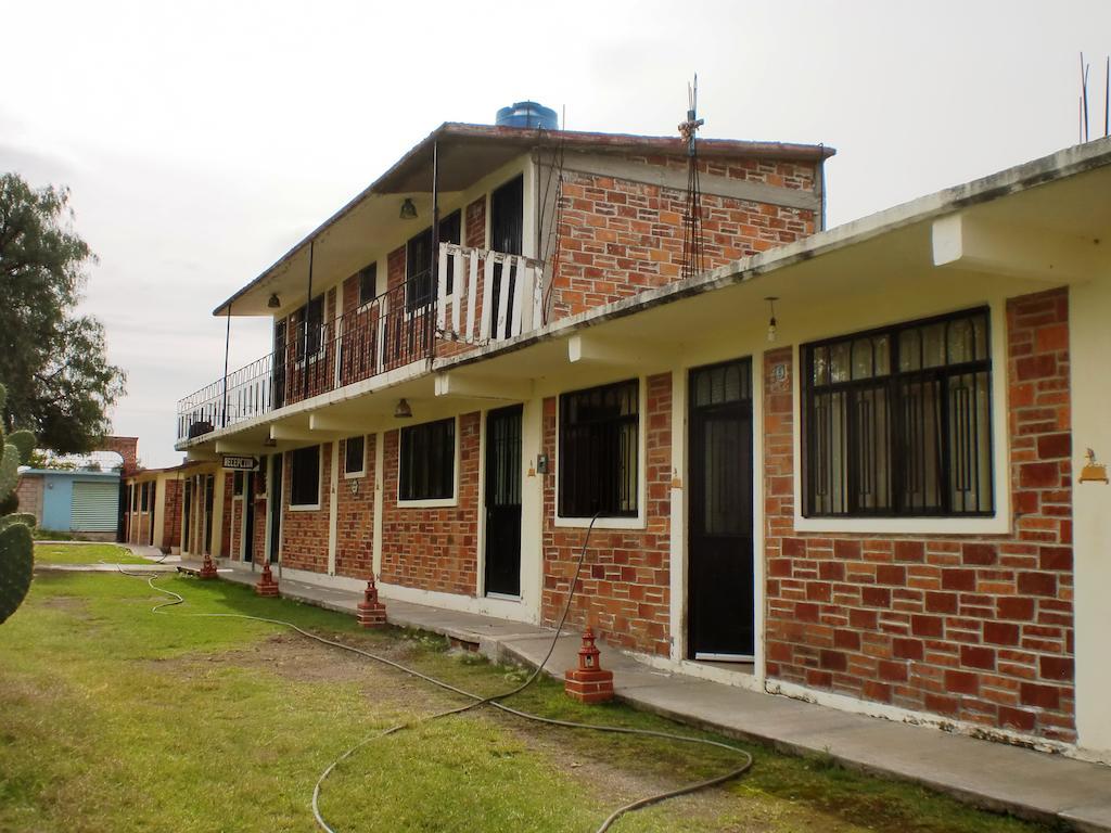 Hotel Casa De La Luna San Juan Teotihuacán Exteriör bild